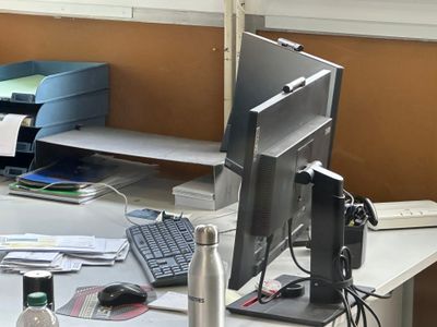 2 écrans plats LENOVO 1 unité centrale mini HP - Photo 1