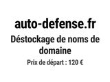 a black and white photo of a sign that says auto defense fr