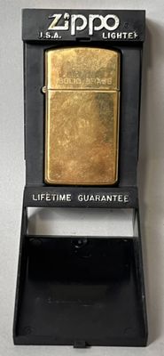ZIPPO, Briquet modèle "Solid Brass" en laiton daté 1992