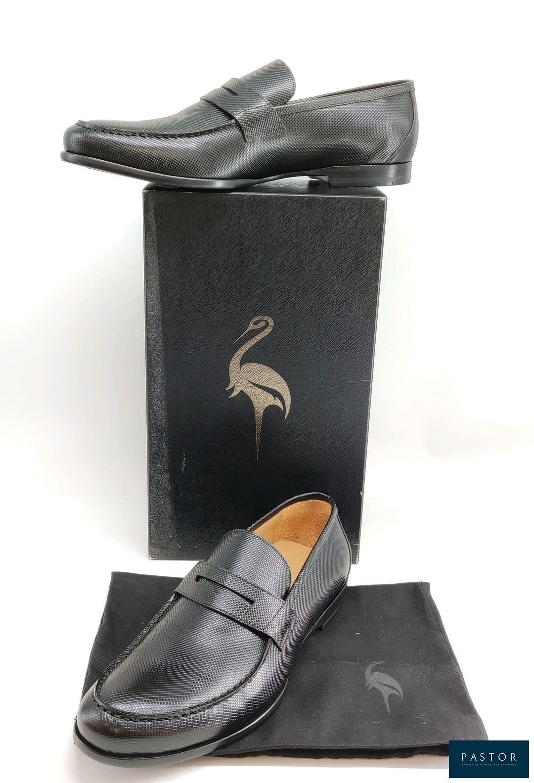 Objets d'art & Curiosités