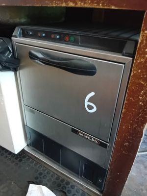 a dishwasher that has a number 6 on it