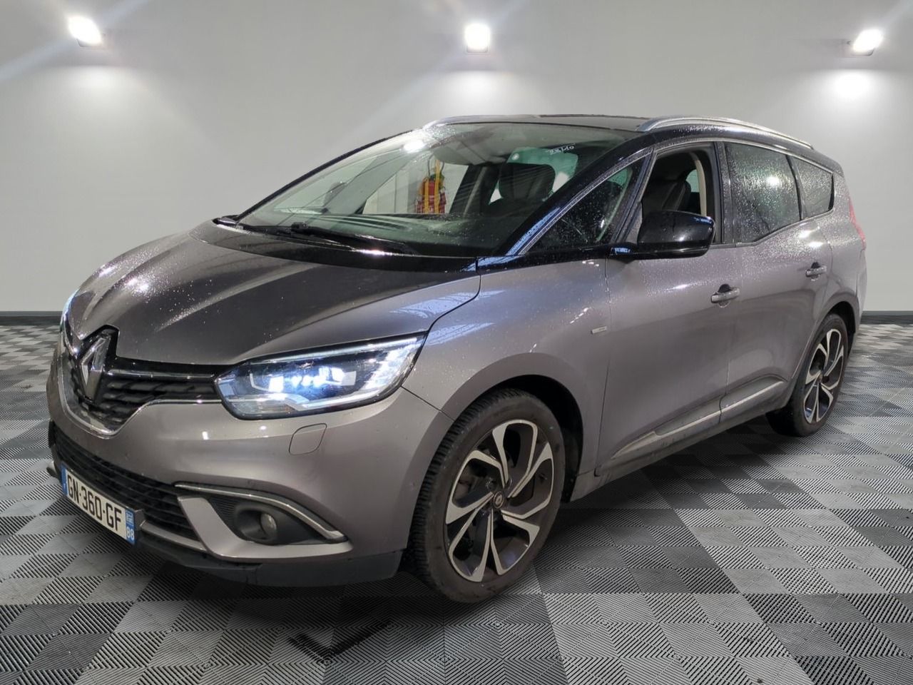 RENAULT - GRAND SCÉNIC TCE 160 ENERGY INTENS - ES - Mise en …