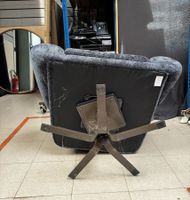 Un fauteuil pivotant KARE (photo 3)