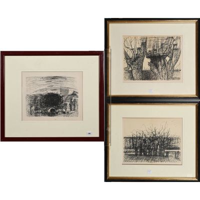 trois dessins en noir et blanc représentant des arbres et des bâtiments, dans un cadre