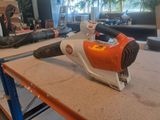 a picture of a blower sitting on a table in a room