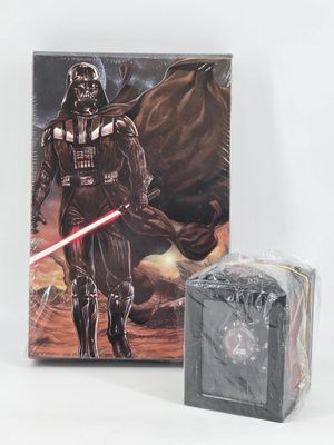 Figurine de Darth Vader de Star Wars avec sa boîte