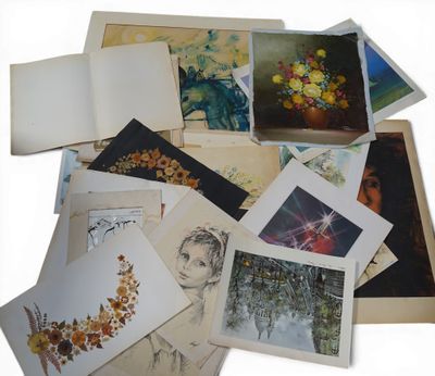 a lot of cards that are sitting on a table