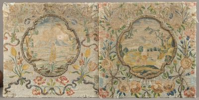 deux morceaux de tissu sur lesquels sont représentés un paysage et des fleurs
