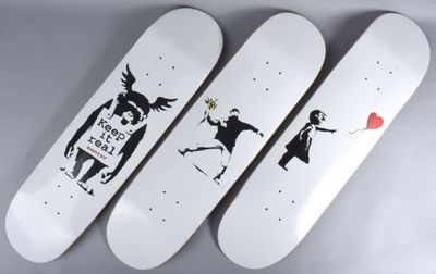 BANKSY (Né en 1974) (D'après) "Keep it real", "Flower Bomber…