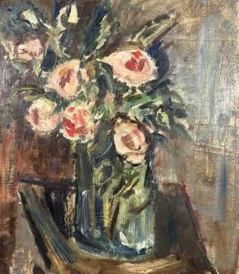 tableau représentant un vase de fleurs posé sur une table devant une fenêtre