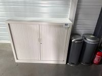 Ensemble mobilier comprenant : (photo 3)