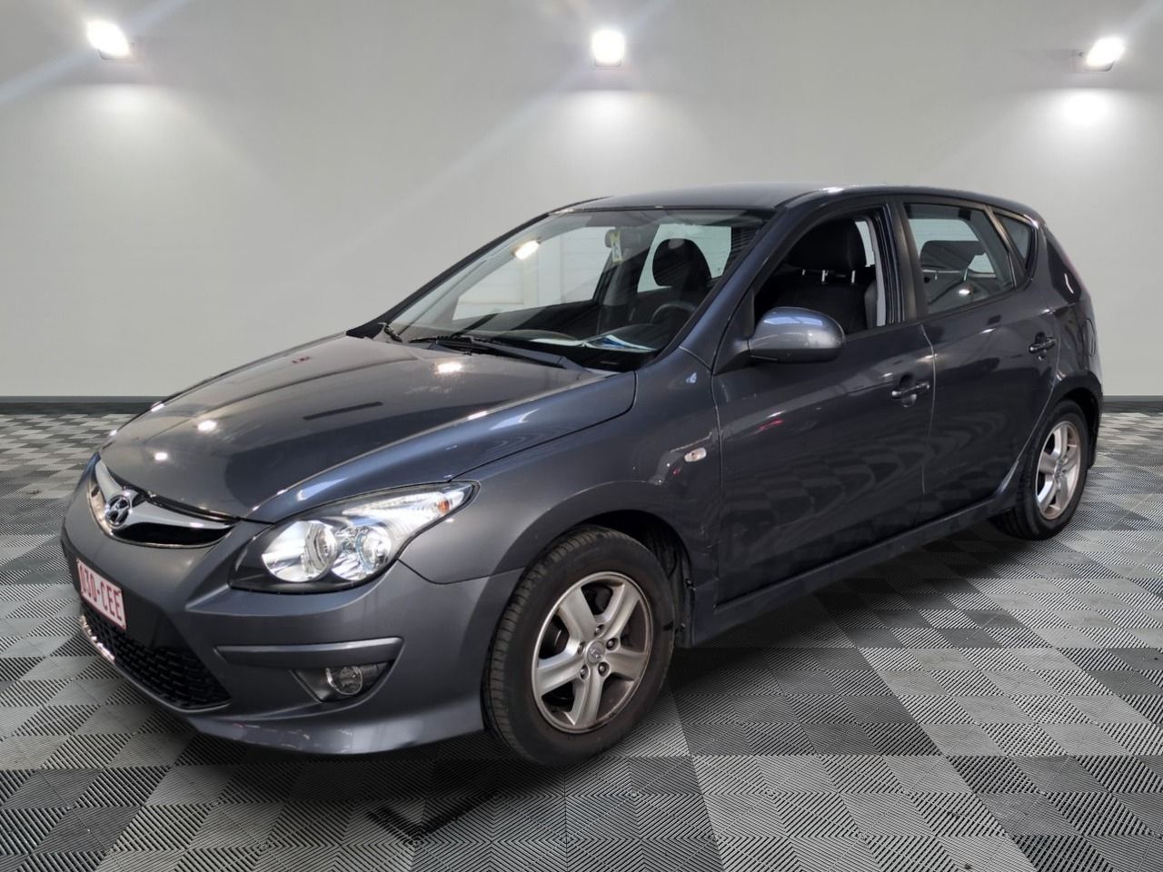 HYUNDAI - I30 1.6 CRDI 90 CONFORT - GO - Mise en service: 26/10/2010 - Distribution détendue véhicule et carte grise ...
