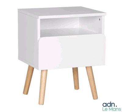 un gros plan sur une table de chevet blanche aux pieds en bois