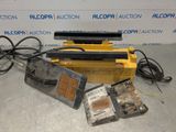 an image of a piece of equipment sitting on top of a table