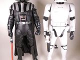 deux figurines de Star Wars côte à côte