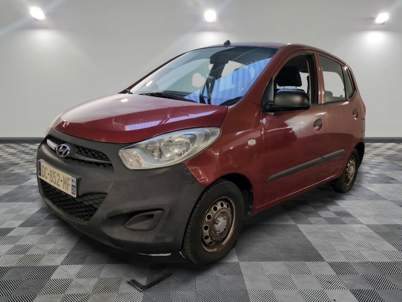 HYUNDAI i10 1.1 ES - Voiture d'occasion 2012 avec défauts