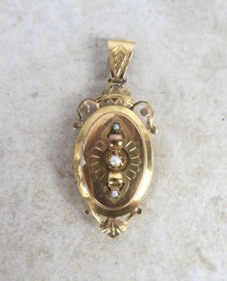 an image of a gold locke with a baby in it