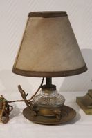 Lot de 4 lampes dont une paire de lampes à pétrole, Haut ave… (photo 2)