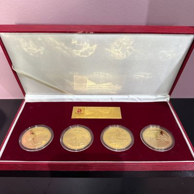 Coffret 4 pièces en cuivre plaquée or pour les JO de Pekin B…