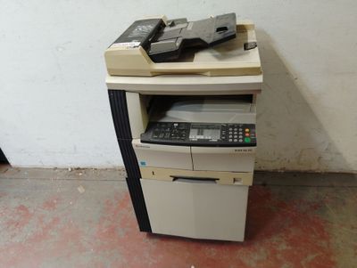 - Photocopieur noir et blanc KYOCERA type KM-1635 (Ancien mo…