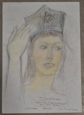 dessin au crayon représentant une femme portant un chapeau sur la tête