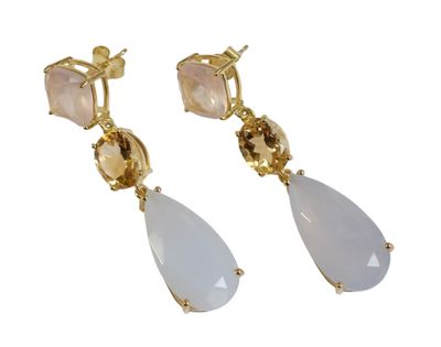 Paire de BOUCLES D'OREILLES en argent doré 925/1000 serties …