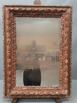 Miroir vénitien. D. totale : 78 x 58 cm.