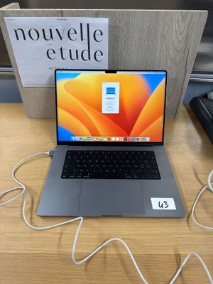 * Ordinateur portable APPLE MacBook M1 Pro 32 Go A2485 - Photo 1