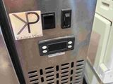 an image of a machine that is in a store