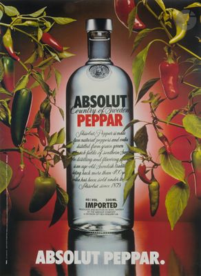une publicité pour une bouteille de vodka sur laquelle poussent des piments