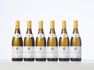 six bouteilles de vin blanc alignées