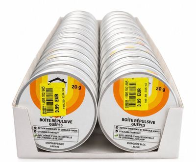 six tubes de dentifrice rangés dans une boîte en carton