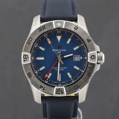 Breitling Avenger Automatic Gmt 44 Full set | UNWORN | 12/20… - Photo 1