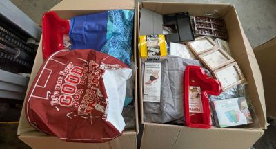 275 / 1 palette de 190 kg de mix ( peignoir, couvercle…