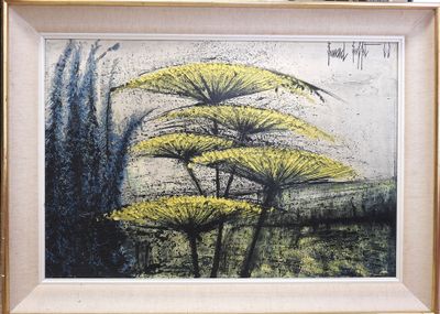 tableau représentant un arbre aux feuilles jaunes, encadré et posé sur une étagère
