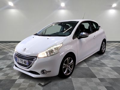 208 1.2 VTI 82CH BVM5 ALLURE - ES - Mise en servic… - Photo 1