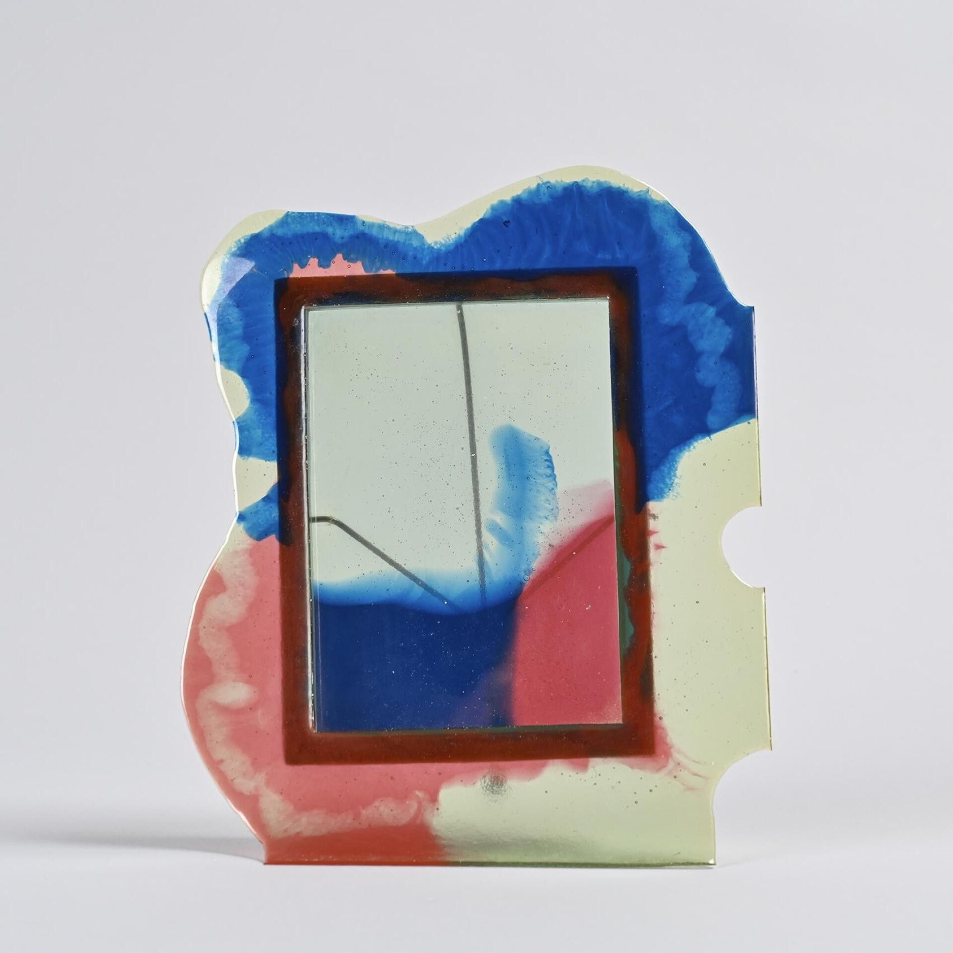 Gaetano PESCE Cadre photographie en résine polychrome, décor coloré