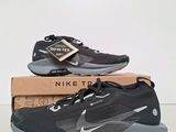 Nike Air Zoom Low noir / blanc