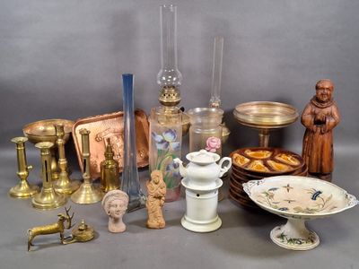 a lot of antique items that are on the table