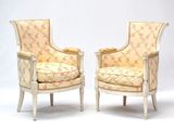 paire de fauteuils de style louis xvi