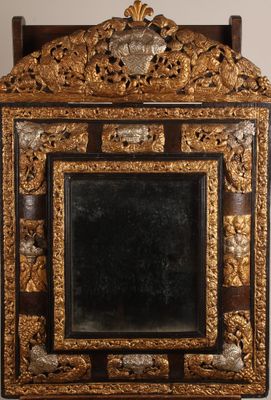 a mirror that is sitting on a table