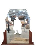 Miroir sur un socle en bois. 100 x 100 cm. (photo 2)