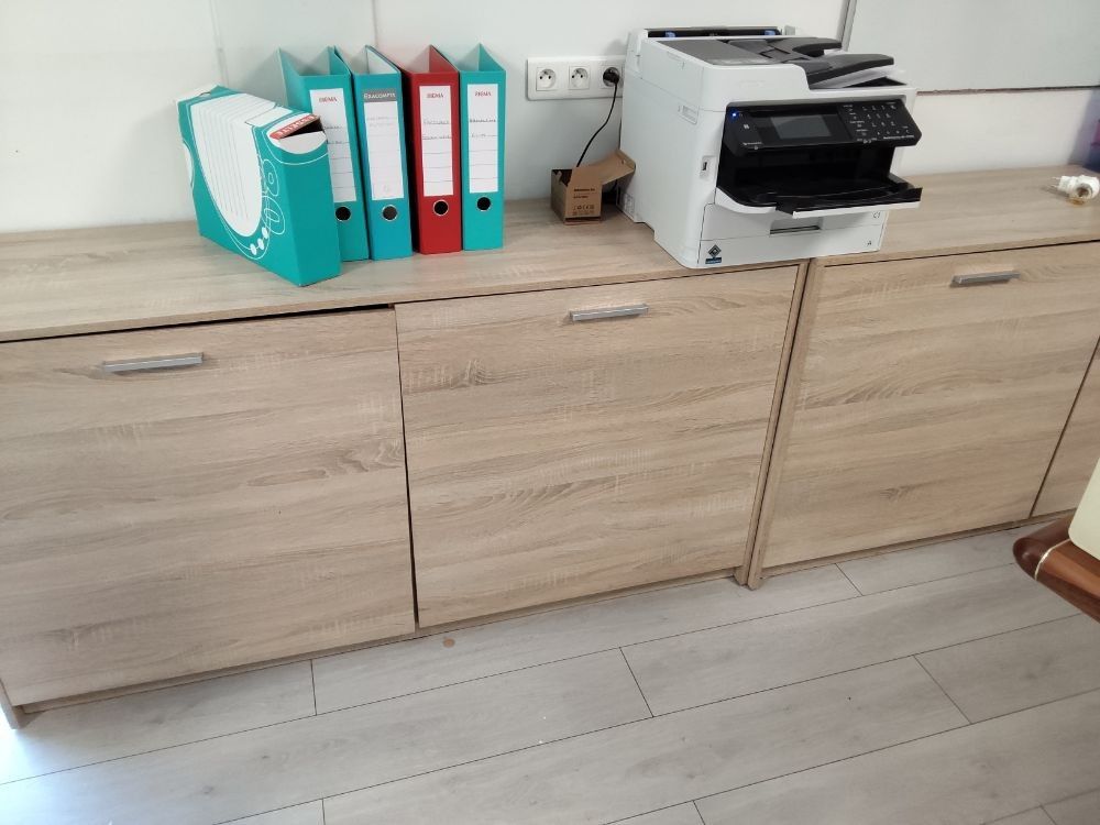 1 meuble bas bois clair4 portes