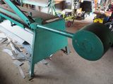 a machine that is sitting in a garage