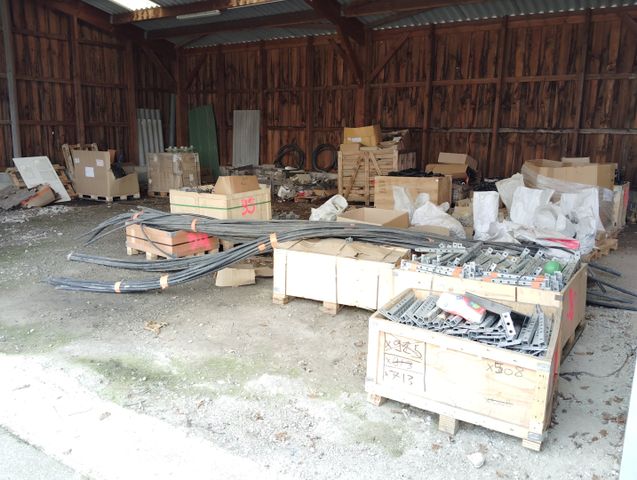 Stock de marchandises et accessoires BTP pour installation électr...