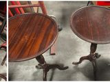 deux photos d'une table et d'un vélo dans un garage