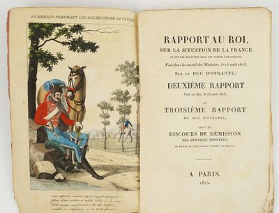 un livre sur lequel figure la photo d'un homme assis sur un banc