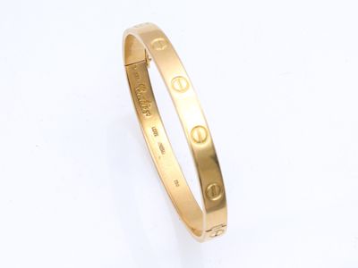 Bracelet « Love » rigide Cartier en or jaune 18 carats