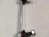 two screws that are attached to the handlebars of a bike