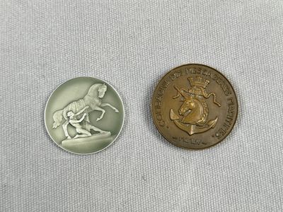 Lot de 2 médailles de table : France, Compagnie des Messager…
